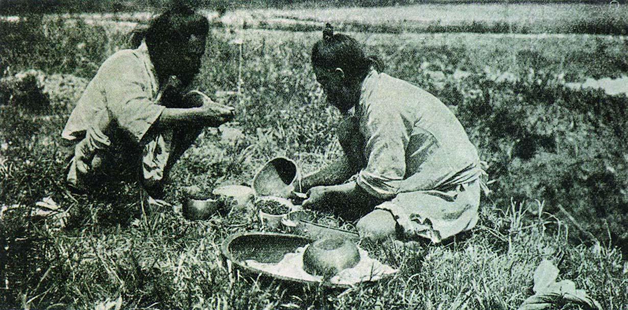 포토-참을 먹는 농부