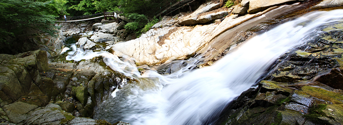 Guryong Falls